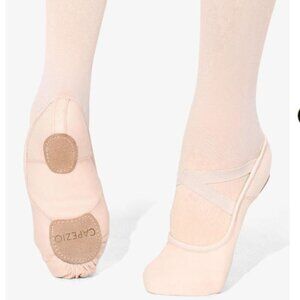CAPEZIO HANAMI BALLET SLIPPERS- NIB